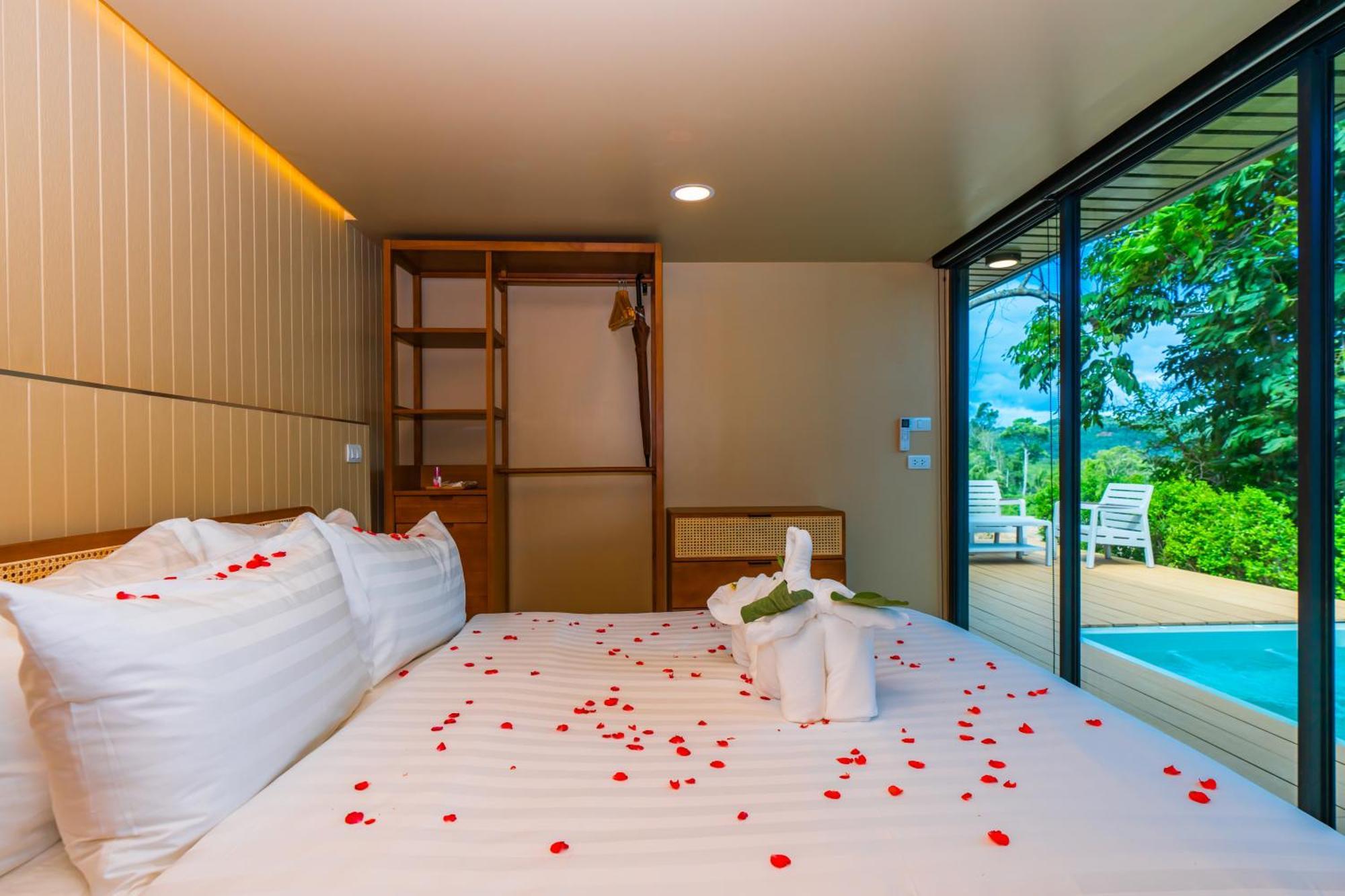 Akra Collection Layan - Hideaway Villas Exterior photo